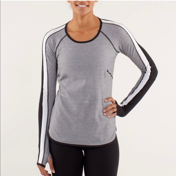 lululemon athletica Tops - Lululemon Runder Under Reversible Tee
